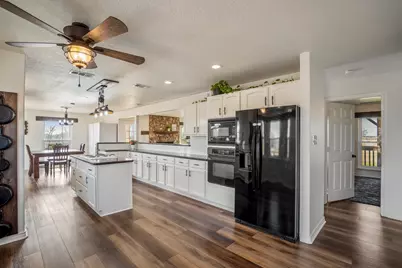 10009 County Road 168, Alvin, TX 77511 - Photo 14