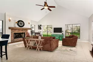 44 Lake Forest Cir, Conroe, TX 77384 - Photo 14