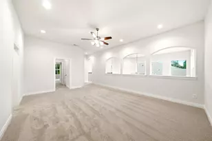 454 Lontano Path, Willis, TX 77318 - Photo 18