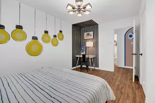 5755 Cartagena St, Houston, TX 77035 - Photo 16