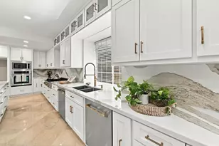 7610 Northwoods Dr, Sugar Land, TX 77479 - Photo 18