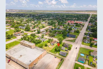 1026 W 4th Street, Freeport, TX 77541 - Photo 12