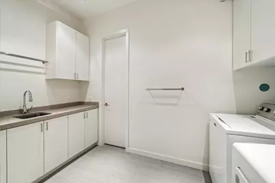 2211 Avalon Place, Houston, TX 77019 - Photo 26