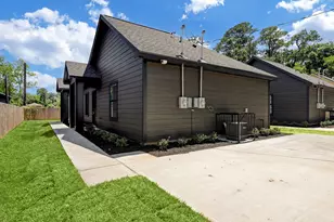 5624 Kittridge St, Houston, TX 77028 - Photo 1