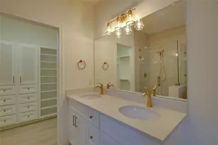 957 Ringold St, Houston, TX 77088 - Photo 32