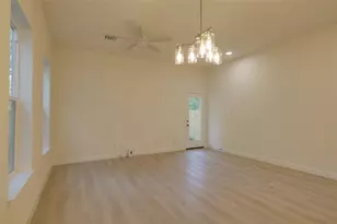 957 Ringold St, Houston, TX 77088 - Photo 14