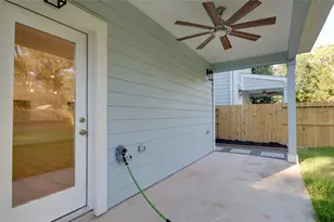 957 Ringold St, Houston, TX 77088 - Photo 18