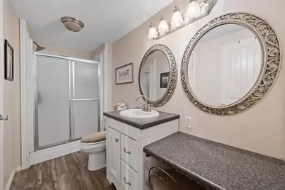 210 N 10th Street, Highlands, TX 77562 - Photo 14