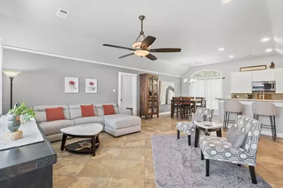 103 Cove Place, Conroe, TX 77356 - Photo 8