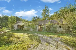 2926 Massey Tompkins Rd, Baytown, TX 77521 - Photo 14