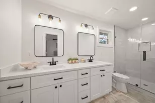 10903 Dunlap St, Houston, TX 77096 - Photo 18