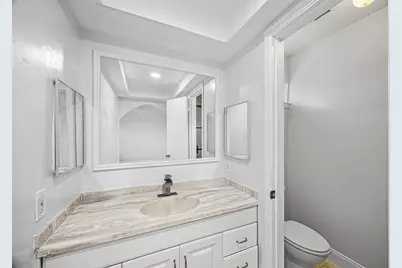 10407 Townhall Lane, Sugar Land, TX 77498 - Photo 16