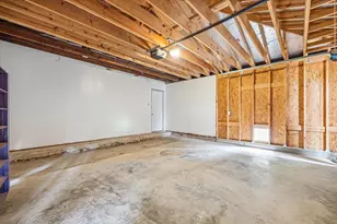 2006 Du Barry Ln, Houston, TX 77018 - Photo 16