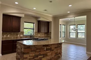 101 E Silverwood Ranch Estate, Shenandoah, TX 77384 - Photo 12