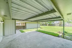306 Red Bud Ln, Baytown, TX 77520 - Photo 26