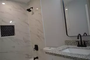 11526 S Kirkwood Rd, Houston, TX 77477 - Photo 26