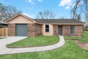 230 W Willwood Dr, Willis, TX 77378 - Photo 1