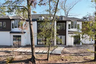 11411 Dunbeath Dr, Hedwig Village, TX 77024 - Photo 2