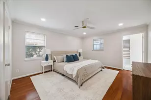 9777 Larston St, Houston, TX 77055 - Photo 12