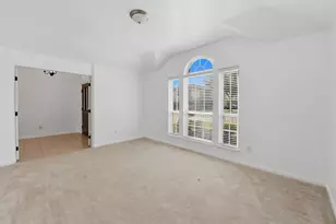 2008 Sandy Bank Ln, Pearland, TX 77581 - Photo 10