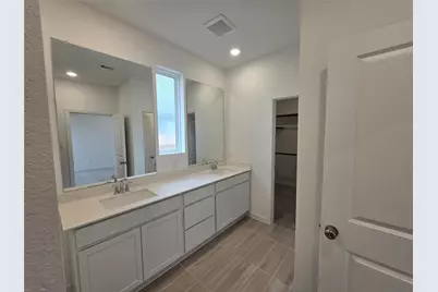 1031 Blue Stone Drive, Beasley, TX 77417 - Photo 8