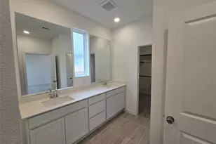 1031 Blue Stone Dr, Beasley, TX 77417 - Photo 8