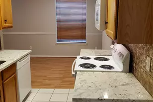 3223 West St, Rosenberg, TX 77471 - Photo 8