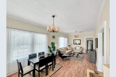 1504 Christopher Columbus Boulevard, Galveston, TX 77550 - Photo 6