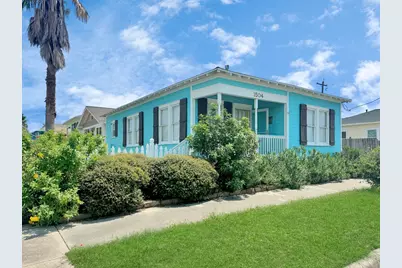 1504 Christopher Columbus Boulevard, Galveston, TX 77550 - Photo 2
