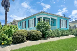 1504 Christopher Columbus Blvd, Galveston, TX 77550 - Photo 2