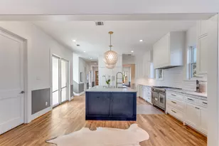 709 E 13th St, Houston, TX 77008 - Photo 14