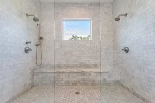 709 E 13th St, Houston, TX 77008 - Photo 26