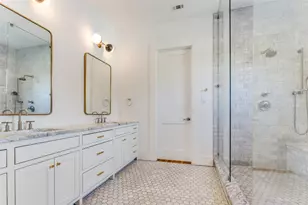 709 E 13th St, Houston, TX 77008 - Photo 24