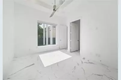 4670 Cedar Street, Bellaire, TX 77401 - Photo 12