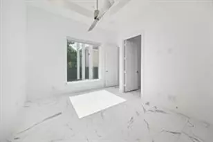 4670 Cedar St, Bellaire, TX 77401 - Photo 12