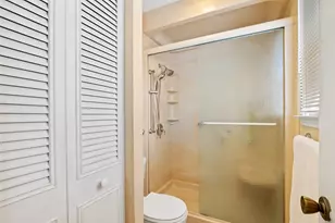 5311 Green Springs Dr, Houston, TX 77066 - Photo 20