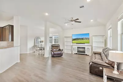 213 Kickapoo Drive, Anahuac, TX 77514 - Photo 18