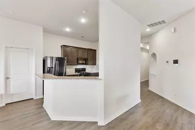 213 Kickapoo Drive, Anahuac, TX 77514 - Photo 12