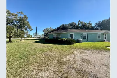 35 Private Road 815, Markham, TX 77414 - Photo 12