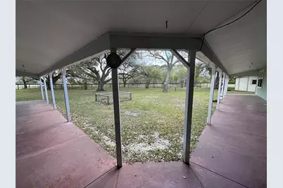 35 Private Road 815, Markham, TX 77456 - Photo 44
