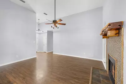 340 Rose Mayer Loop, La Grange, TX 78945 - Photo 6