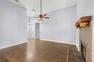 340 Rose Mayer Loop, La Grange, TX 78945 - Photo 6