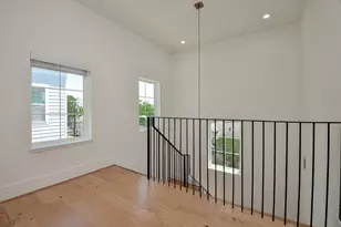 204 Burr St, Houston, TX 77011 - Photo 26