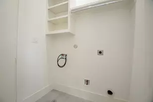 204 Burr St, Houston, TX 77011 - Photo 38