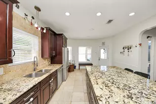 922 Bayhill Dr, Sugar Land, TX 77479 - Photo 14