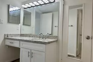 2333 Bering Dr, Houston, TX 77057 - Photo 2