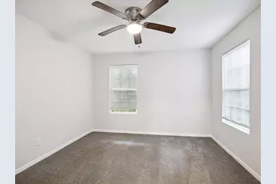 820 Texas Street, Liberty, TX 77575 - Photo 6
