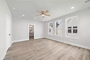 232 W 28th St, Houston, TX 77008 - Photo 6