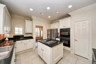 14207 Jade Cove Dr, Houston, TX 77077 - Photo 24