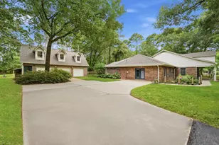 5925 Ranch Lake Dr, Magnolia, TX 77354 - Photo 2